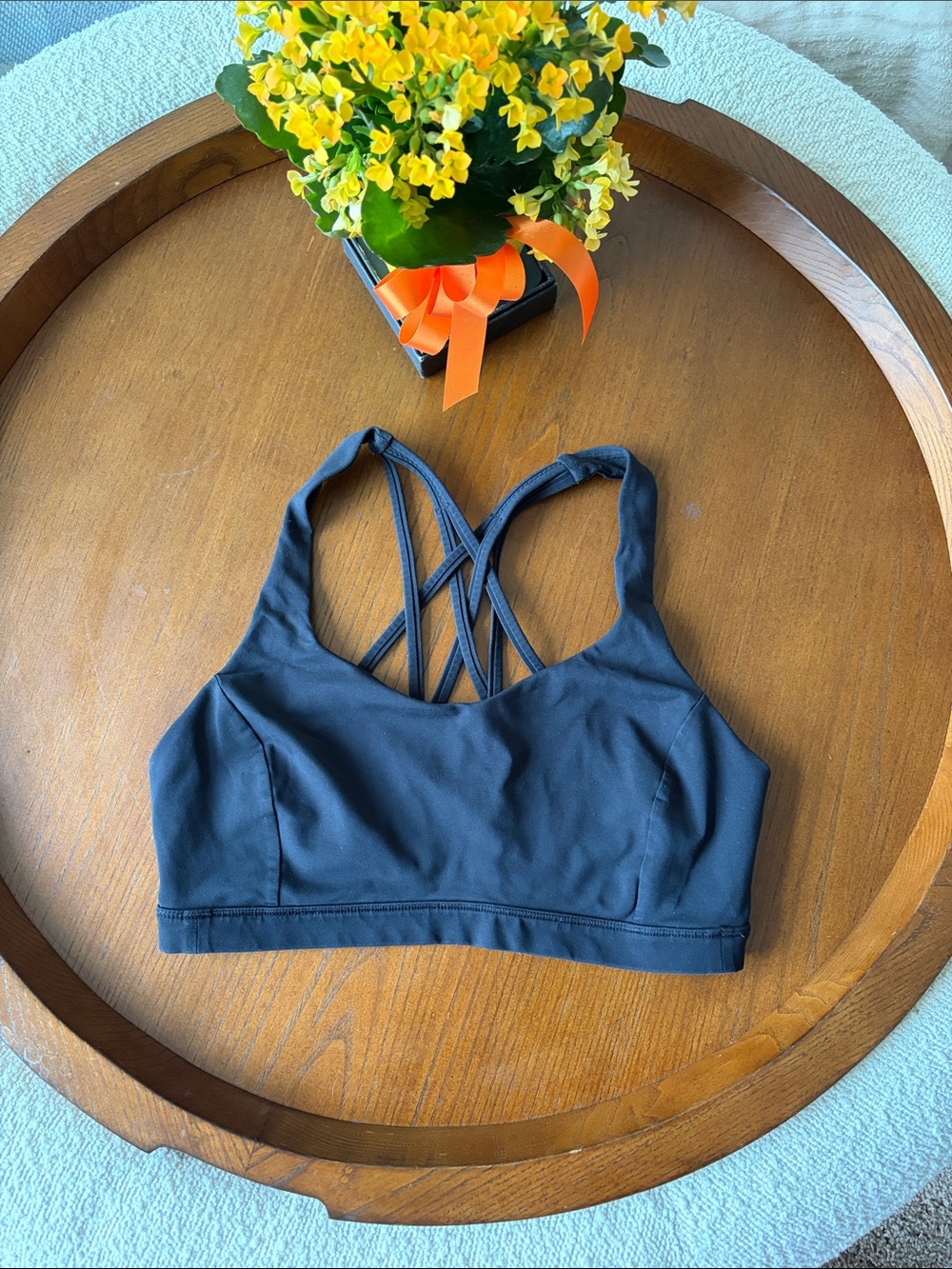 Lululemon size 8 strappy black bra